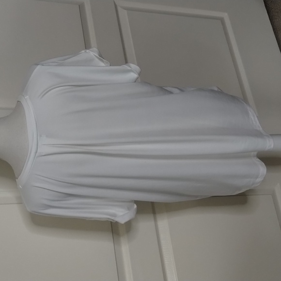 Versona white v-neckline Pullover Blouse size XL Soft Fabric - Picture 4 of 10
